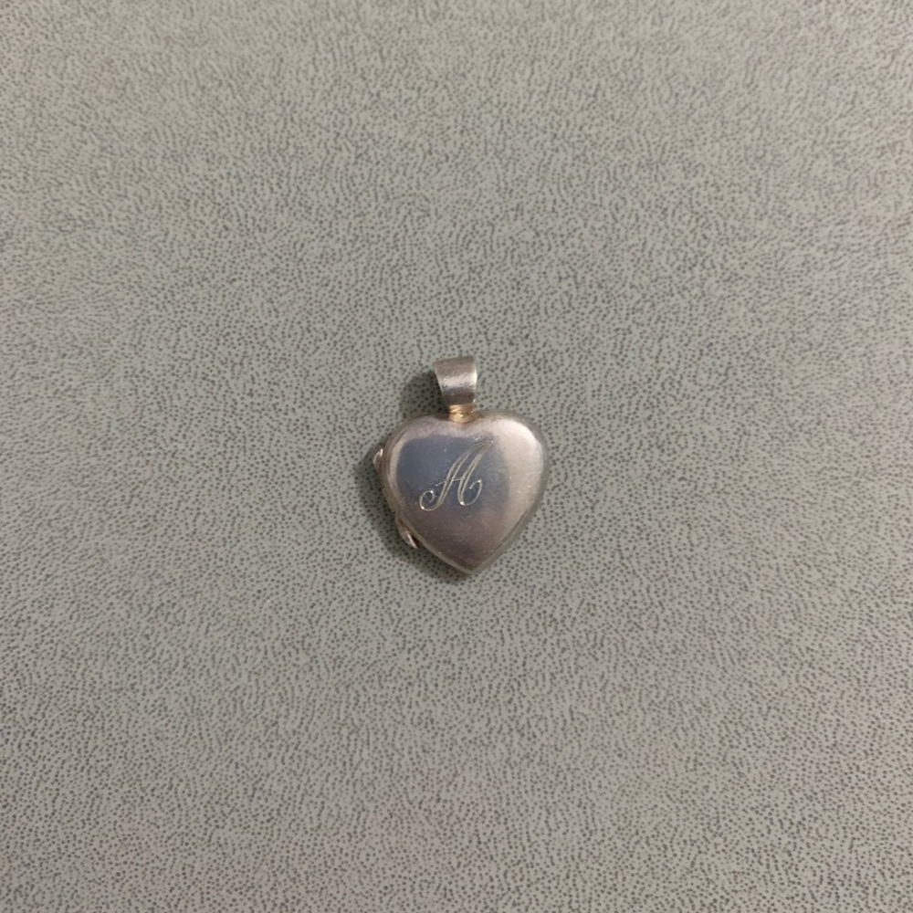 beautiful heart shaped pendant